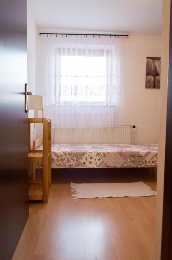 Апартаменти Apartman Pri Belej Ліптовски-Градок Екстер'єр фото